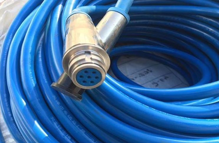 山東大齊LCYVB-7-2鋼絲編織橡膠護(hù)套連接器(圖1) 山東大齊LCYVB-7-2鋼絲編織橡膠護(hù)套連接器(圖1)